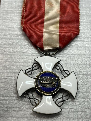 Croce corona d italia - ,